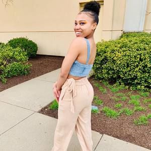 Meet your Posher, Triniti